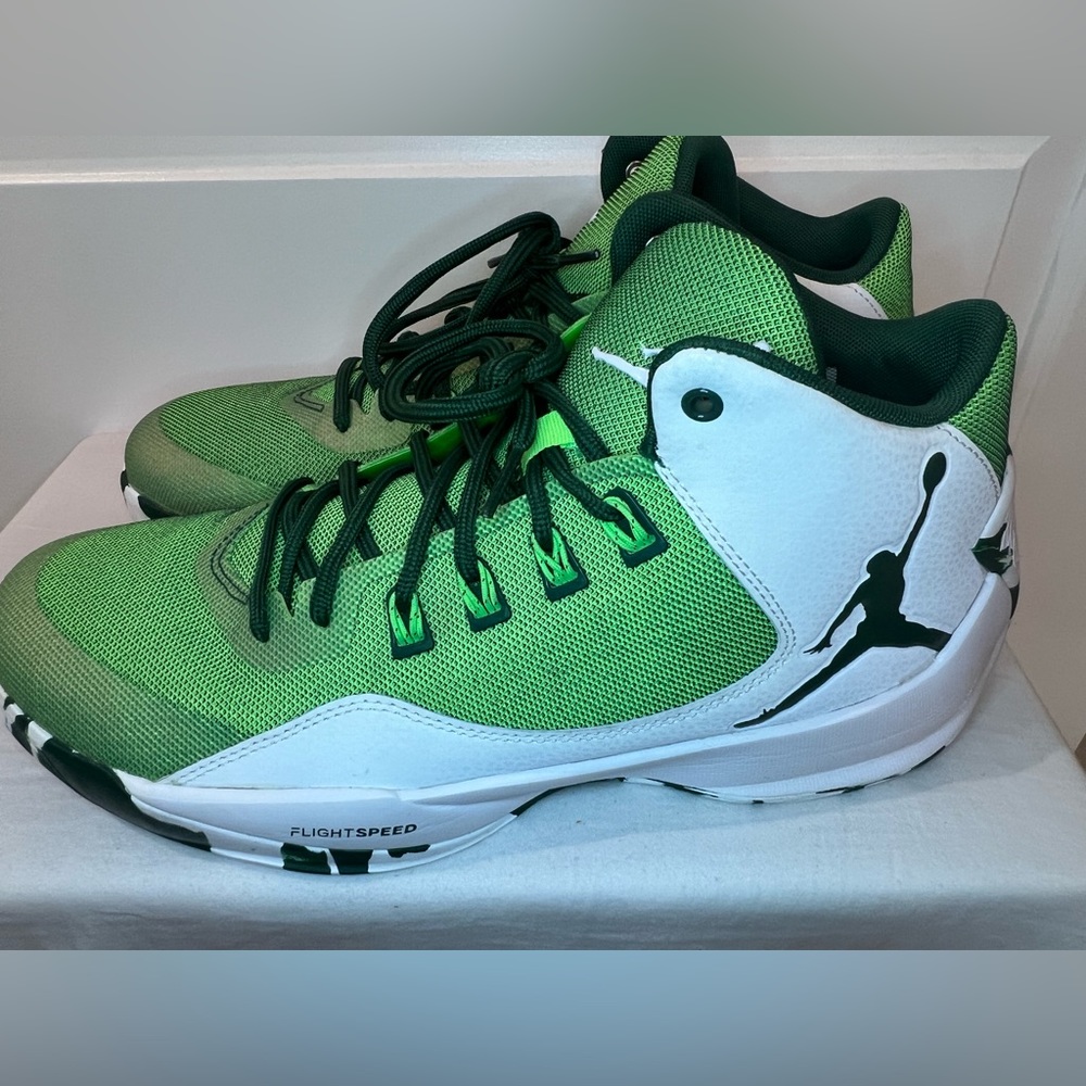 LIKE NEW!! Men’s, Nike Air Jordan Flight Speed